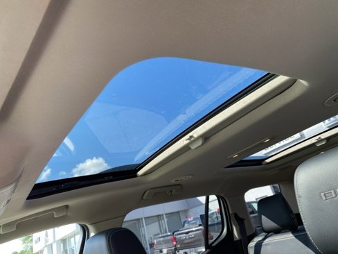 Used 2019 GMC Acadia Denali image 16