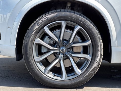 Certified 2022 Volvo XC60 T8 Inscription w/ Advanced Package image 26