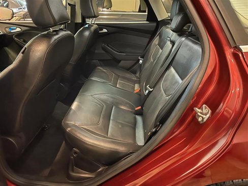 Used 2017 Ford Focus Titanium w/ Titanium Technology Package image 51