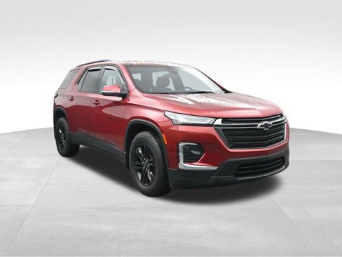 Certified 2023 Chevrolet Traverse LT w/ Midnight/Sport Edition image 7