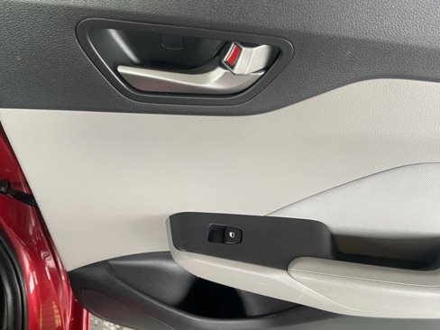 Used 2019 Hyundai Accent SE image 27