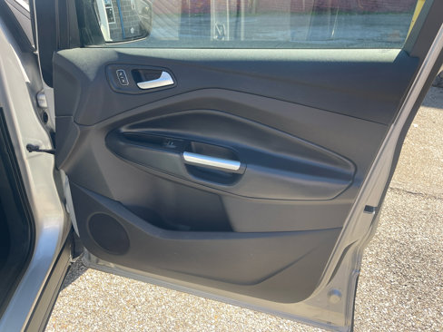 Used 2019 Ford Escape SE image 24