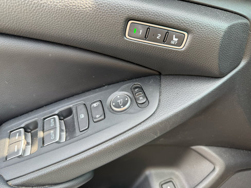 Used 2018 Honda Accord EX-L image 13