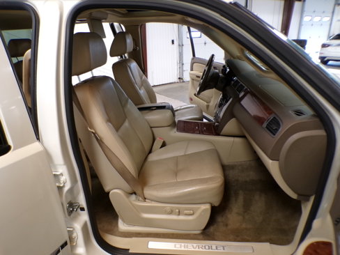 Used 2009 Chevrolet Tahoe LTZ image 17