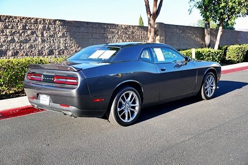 Used 2022 Dodge Challenger GT image 8