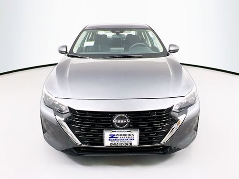 New 2025 Nissan Sentra SV image 2