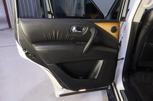 Used 2014 INFINITI QX80 2WD w/ Theater Package image 31