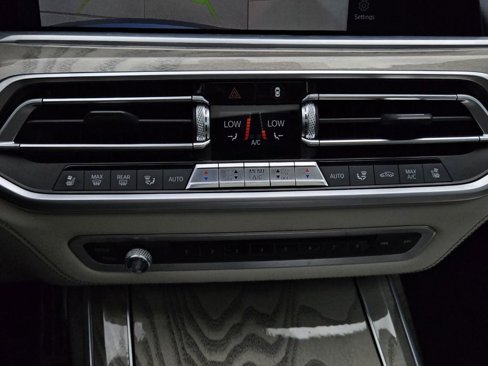 Used 2019 BMW X7 xDrive50i w/ Dynamic Handling Package image 26