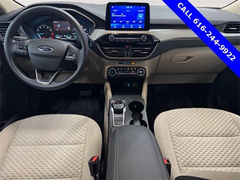 Used 2020 Ford Escape SE image 5