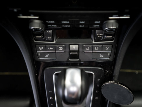 Used 2019 Porsche 911 Turbo S image 28
