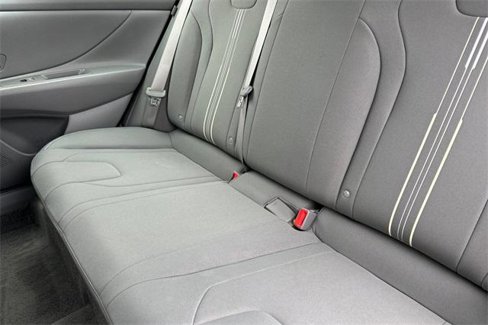 Certified 2024 Hyundai Elantra SEL image 12