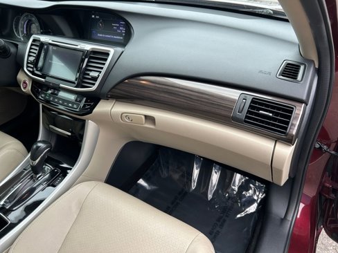 Used 2016 Honda Accord EX-L image 26