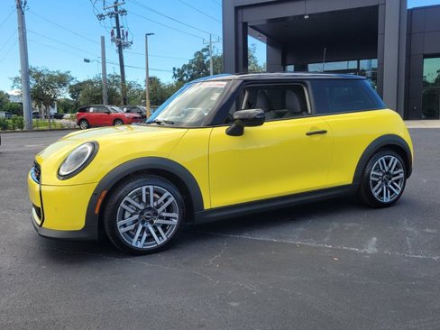 New 2025 MINI Cooper S image 3