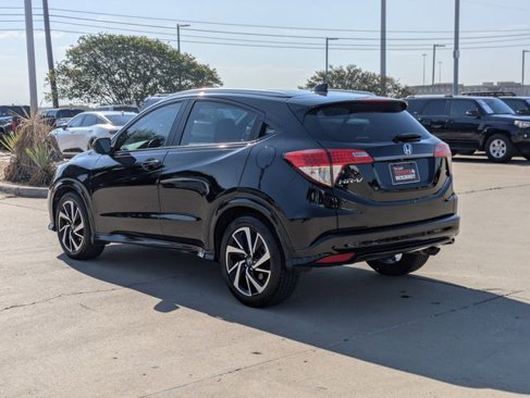 Used 2020 Honda HR-V Sport image 8