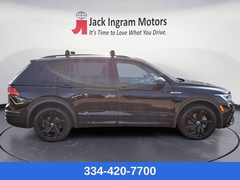Used 2023 Volkswagen Tiguan SE R-Line image 6
