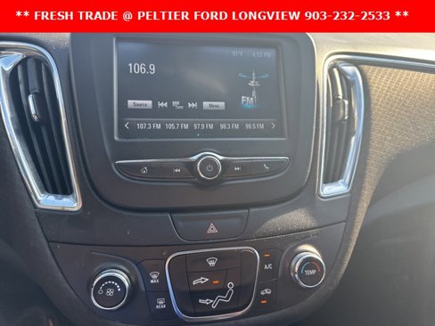 Used 2017 Chevrolet Malibu LT image 23