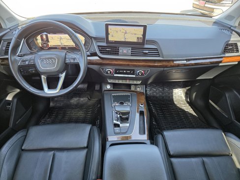 Used 2018 Audi Q5 2.0T Premium Plus w/ Premium Plus Package image 12