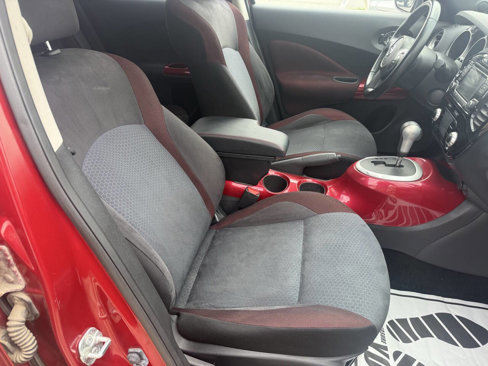 Used 2015 Nissan Juke SV image 11