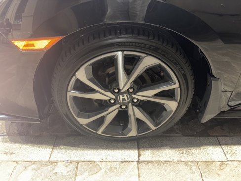 Used 2018 Honda Civic Sport image 25