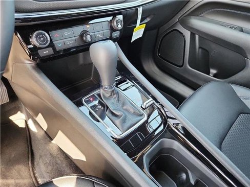 New 2025 Jeep Compass Latitude w/ Altitude Special Edition image 17