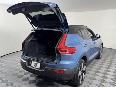 Certified 2023 Volvo XC40 Recharge Ultimate w/ Protection Package Premier image 8