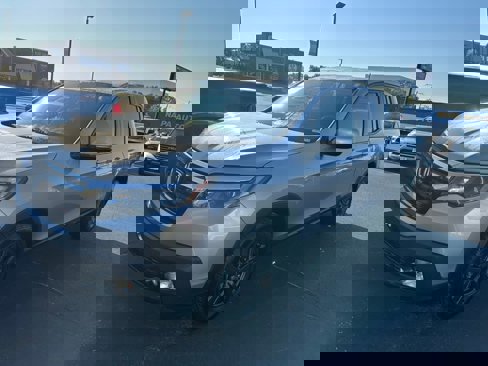 Used 2019 Honda Ridgeline Sport image 3