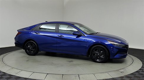 Used 2023 Hyundai Elantra SEL image 8