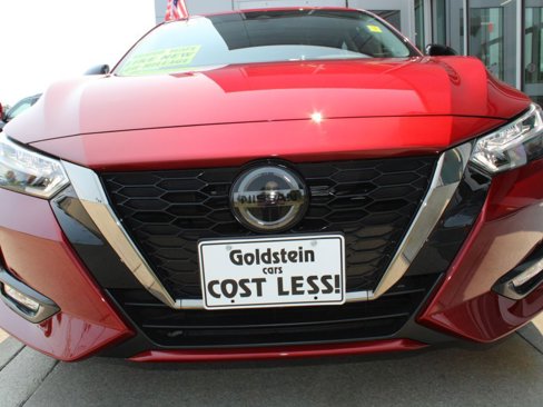 Used 2022 Nissan Sentra SR image 2