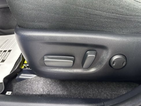 Used 2018 Toyota RAV4 XLE image 22