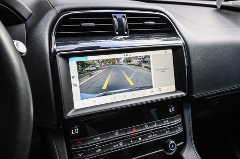 Used 2020 Jaguar F-PACE Prestige image 24