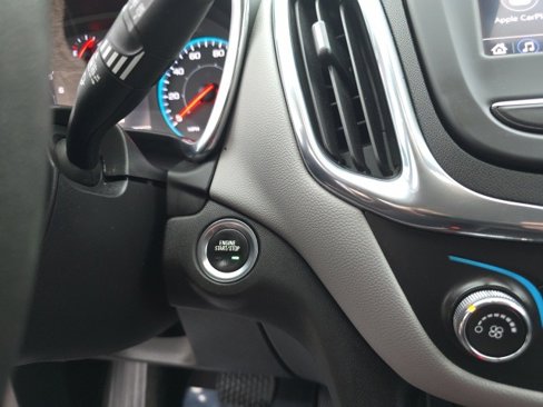 Used 2020 Chevrolet Equinox LS image 11