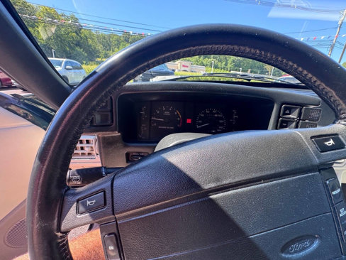 Used 1990 Ford Mustang LX image 13