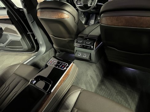 Used 2019 Audi A8 L 3.0T w/ Executive Package image 30