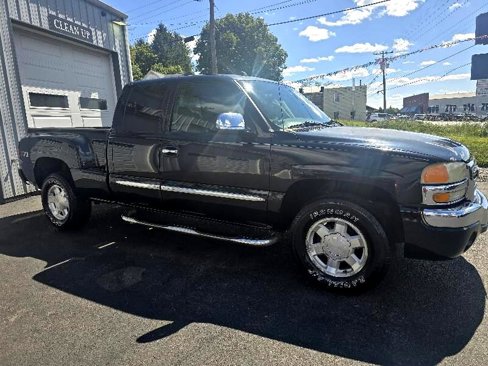 Used 2004 GMC Sierra 1500 SLT w/ Light Duty Power Package image 5