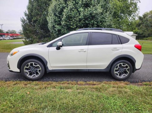 Used 2016 Subaru Crosstrek 2.0i Premium w/ Moonroof Package image 1