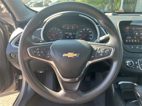 Used 2023 Chevrolet Malibu LT image 14