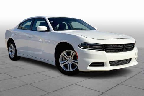 Used 2022 Dodge Charger SXT image 2