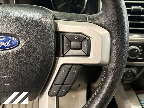 Used 2018 Ford F150 Lariat w/ Equipment Group 502A Luxury image 13