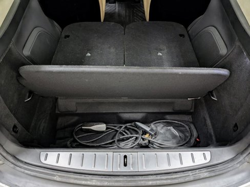 Used 2016 Tesla Model X 75D image 21