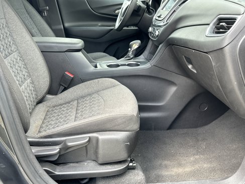 Used 2023 Chevrolet Equinox LT image 13