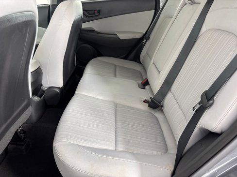 Used 2023 Hyundai Kona SEL image 15