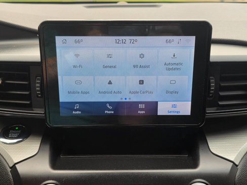 Used 2020 Ford Explorer XLT image 16