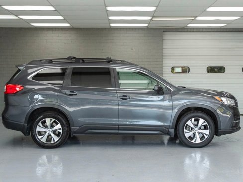 Used 2019 Subaru Ascent Premium w/ Popular Package #3 image 3
