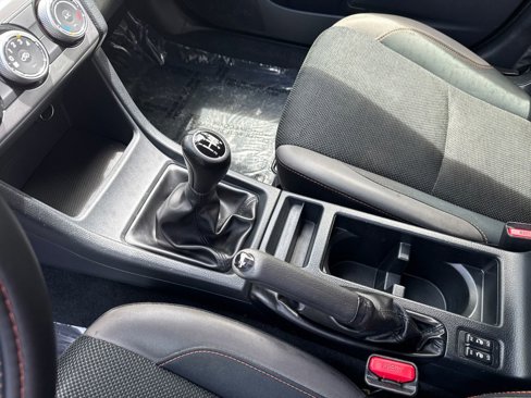 Used 2016 Subaru Crosstrek 2.0i Premium image 24