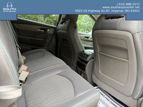 Used 2016 Chevrolet Traverse LT image 16