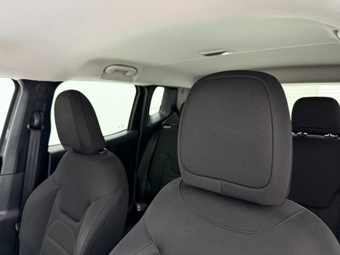 Used 2019 Jeep Renegade Latitude image 26