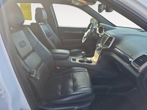 Used 2015 Jeep Grand Cherokee Overland image 15