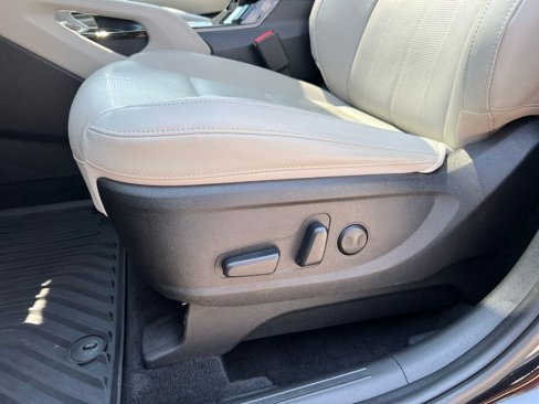 Used 2022 Kia Telluride EX w/ EX Premium Package image 15
