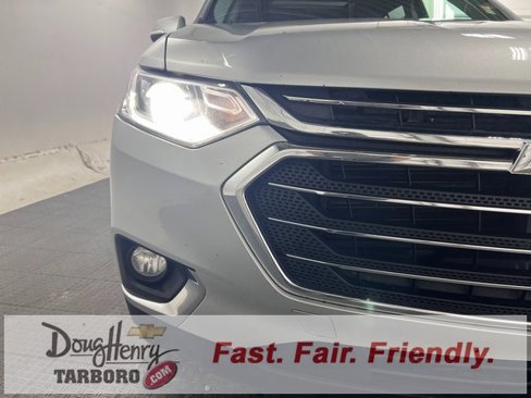 Used 2018 Chevrolet Traverse LT image 10