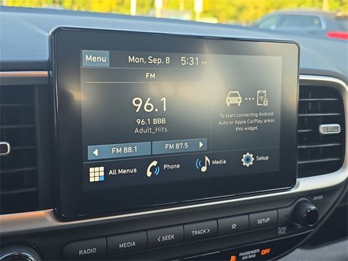 New 2025 Hyundai Venue SE image 22